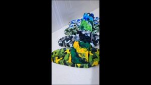 Sandal Anak Laki-Laki Motif Camo & Pop It: Pilihan Terbaik