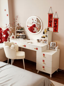 Marriage Modern Compact Vanity Table with Extendable Design