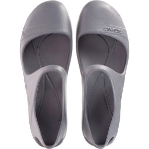 Beach Shoes for Watersports and Swimming