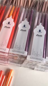 Nến sáp sắc màu pastel phong cách Hàn trang trí bàn tiệc