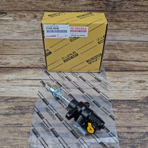 CM ASSY MASTER KOPLING ATAS TOYOTA HIACE COMUNTER