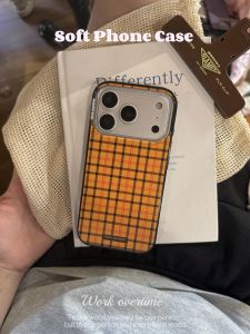 Ultra-Thin Acrylic Phone Case Yellow Grids Illustration Black Edge for Apple 17Pro 16ProMax 14ProMax 13 Sweet Cute Simple Style