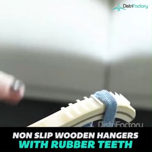 Lightweight Non Slip Wooden Hangers With Rubber Teeth