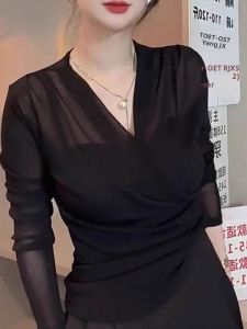 Fashion Elegant French Designed V-neck Long-sleeved Top