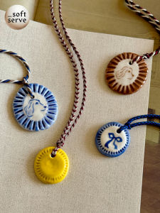 SoftServe Ceramic Photo Frame Adjustable Clavicle Chain Sweater Chain Handmade Necklace Multi-Layered Fashion Jewelry