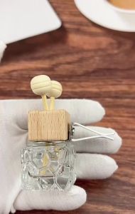 0.27oz Water Cube Air Outlet Perfume Empty Bottle Car Glass Diffuser Bottle Wooden Cap Freshener With Clip Vehicle Fragrance Dec