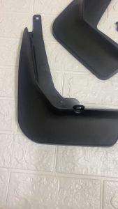 Bộ 4 miếng chắn bùn xe Honda Brv 2022 2023 2024 2025 chất liệu nhựa dẻo cao cấp dễ dàng lắp đặt.