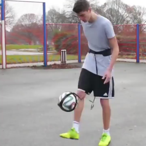 Soccer Training Assistance Belt - Dribbling & Passing Aid for Youth & Adults