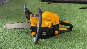 เลื่อยยนต์ เลื่อยไม้ เครื่องตัดไม้ TOKIDA5800 ลานสตาร์ทดึงเบา ตัดได้ 360 องศา เครื่องร้อนไม่ดับ บาร์ โซ่ 11.5 นิ้ว พร้อมอุปกรณ์ใช้งาน ..