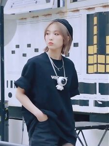 พัดลมนักบินอวกาศ พัดลมขนาดเล็กห้อยคอ พัดลมแขวนคอแบบไร้ใบพัด พัดลมแบบพกพา ขนาดmini พัดลมระบายความร้อนคูลลิ่ง พัดลมไร้เสียง พัดลมพกพา