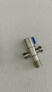 [FERRUM] Stop Kran Closet Duduk T Keran Shower Cabang Jet Shower Kamar Mandi Stainless Steel Anti Karat