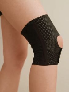 NEENCA Knee Compression Brace with Side Stabilizers (1 Piece) – Joint Protection and Support for Running Sports Knee Pain Relief – Knee Brace for Men and Women – Innovative Breathable Elastic Blend – Anti Slip