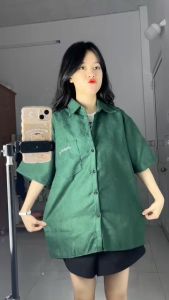 Áo sơ mi nam nữ form rộng thêu chữ SIMPLE THINGS vải nhung gân tăm màu xanh rêu và đen form rộng khoác ngoài