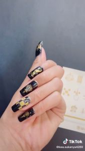 เครื่องสำอางติดเล็บมงคล 10 ทิศ เมืองกาย มี 21 ยันต์ ปลูกแสง สำหรับการเสริมดวง มือเรียกทรัพย์ ไม่จับอะไรเป็นทอง ราคาที่ยอมรับ