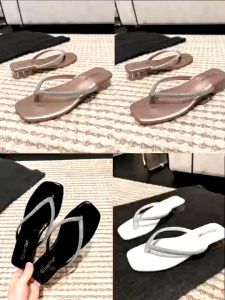 Fashionable and versatile diamond crystal womens slippers