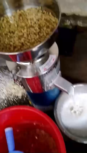 Máy xay đậu nành tách nước vắt bã công nghiệp Máy xay vắt hạt tách nước