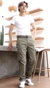 (พร้อมส่ง) NANAZAZA - YAM041 และ YAM039 ภาพนายแบบใส่ คาร์โก้ กระบอกยืดหยุ่น +เข็มขัดไปในตัว