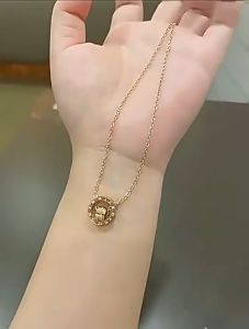 Kalung Titanium Tulisan Romawi Kecil / Kalung Liontin Cincin Ganda Anti Karat Dan Luntur