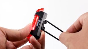 TERLARIS PENGIRIMAN CEPAT COD TaffLED Lampu Belakang Sepeda LED USB Rechargeable 500mAh 15 Lumens/LAMPU sepeda super terang kelap kelip depan belakang gunung multifungsi / aksesoris sepeda murah mudah di pasang listring canggih