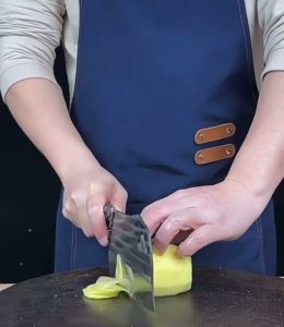 มีดมังกร เสริมมงคล ค้าขาย ร่ำรวย มีดทำครัวสไตล์มังกร สไต