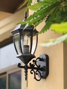 Lampu Dinding Outdoor Klasik Vintage - Anti Air IP56 & Tahan Karat untuk Teras Garasi Pintu Gerbang