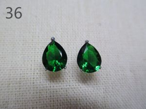 Thick Plated 18K Gold Single Diamond Geometric Classic Artistic Zircon Flower Earrings Elegant Simple Fashion Jewelry