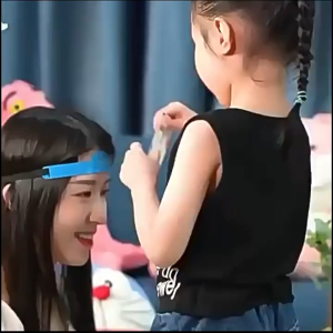 Guess card question toy/Two person interactive tabletop card game/Heart to Mind card game/Puzzle memory game question card/Parent child interactive toy