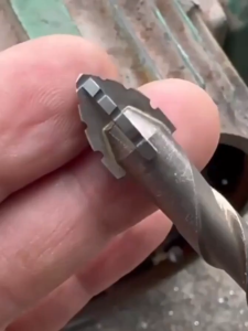 ดอกสว่านฟันปลา ดอกสว่านคาไบร์ ดอกสว่านอเนกประสงค์ สี่แฉก หัวหยัก ความแข็งสูง ก้านหกเหลี่ยม นวัตกรรมใหม่ล่าสุด