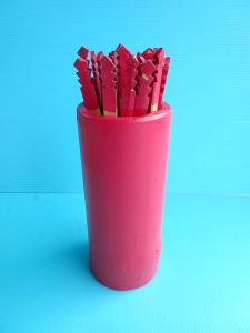 กระบอกไม้เซียมซี30ไม้พร้อมไม้เซียมซีงานไม้ไผ่ทั้งหมด ขนาด8.5*8.5*19ซม. ไม่ได้เขียนเลขที่ไม้นะคะ ลูกค้านำไปทำเองได้เลยค่ะ