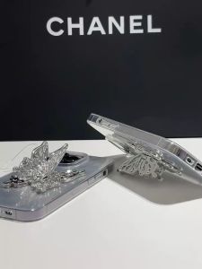 CASEPIPI Case hp Xiaomi Poco M6 Pro X6 5G X5 5G X3 NFC M3 Pro C61 C65 C55 C40 M5s Kesing Luxury Watert Ripple Luster Feather Motif Butterfly Stand Holder Case