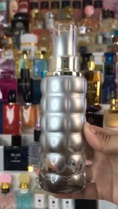 น้ำหอมผู้หญิง กลิ่นหอมละมุนเข้มข้น จากดอกฝิ่นดำความหอมที่ได้จากดอกจัสมิน เหมาะกับสาวเซ็กซี่ สาวแซ่บ ขนาดใหญ่ 100 มล.