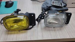 J106S06 FOG LAMP MITSUBISHI FUSO FM657 FM658 FIGHTER BUMPER LAMP YELLOW OR WHITE LORRY TRUCK AKSESORI