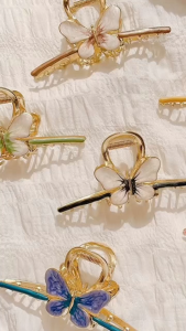 Harga Grosir -  Jepit Rambut Fashion Korea / Jepit Rambut Wanita Aesthetic / Jepit Rambut Wanita Kekinian / Jepit Rambut Kupu-Kupu