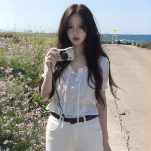 Áo Sơ Mi Nữ Tay Ngắn Xếp Ly Ren Kiểu Pháp Mới Mùa Hè Áo Ngắn Tay Phồng Thanh Lịch Áo Chui Đầu Cổ Tròn