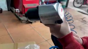 Súng bắn bulong 1/2 KUSAKI 1320P KOSO máy siết bulong hơi 2 búa Tốc độ không tải 8500 vòng/phút