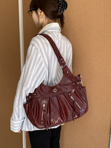 Fatty Ladys 2025 Spring Summer Red Rivet Motorcycle Bag Diagonal Shoulder Bag Soft PU Leather Casual Fashion Handbag