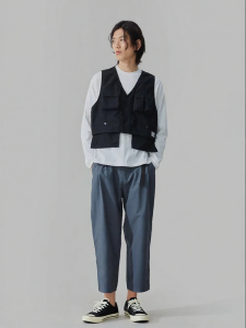 Herschel | Fashion Sports Multi Pocket Collapsible V Neck Sleeveless Vest