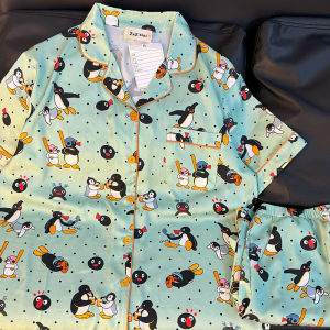 Machi 2024 ใหม่แหวนว่ายน้ํา Pingu ผ้าไหมน้ําแข็งแขนสั้นยาวกางเกงชุดนอนฤดูร้อนเสื้อผ้าชุดสําหรับสตรี