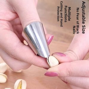 Stainless Steel Finger Protector Cover for Peeling Garlic And Green Beans Thumb Guard Kitchen Tool for Cooking And Baking