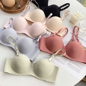 Bra Push Up Light And Small Chest Gathered Comfort BH Wanita KBH08
