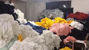 เสื้อเชิ้ตลายทางสีรุ้งรุ่นใหม่เสื้อยืดนักเรียนแขนยาว T เสื้อเชิ้ตผู้หญิงลำลองลายทางหลวมเสื้อตัวในผู้หญิงไทย