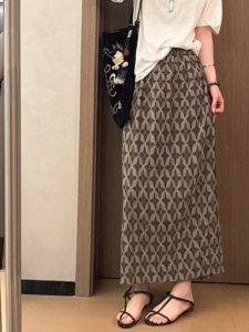 MANMI | Chân Váy A-Line In Họa Tiết Giảm Cân