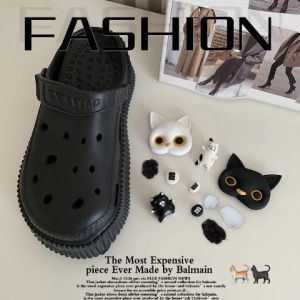 QDshop งานสุดปังเข้าใหม่พร้อมส่ง รองเท้ารัดส้นหัวโตลำลอง งานดี ทรงเกาหลีพร้อมส่ง 6 สีสวยๆให้เลือก งานสวยดีเทลปังทุกสี แถมฟรีตัวติดสุดคาวาอี้ให้ไปครีเอทลุค ราคาดีๆงานปังๆแบบนี้ ต้องมีแล้ว