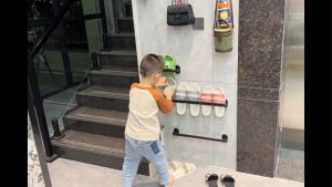 Giá Treo Dép Đi Trong Nhà Tiện Lợi Giá Treo Khăn Không Cần Khoan-NIEVE