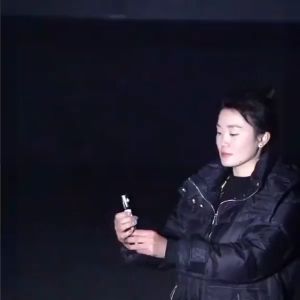 Đèn pin led cầm tay zoom chiếu xa chiếu gần siêu sáng thế hệ mới