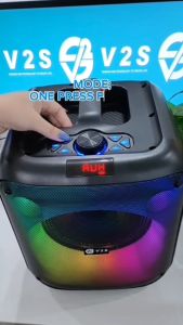 V2S PARTY BOX 2200 BLUETOOTH SPEAKER AND WIRELESS MIC