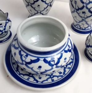 แจกัน กระถางธูป เชิงเทียน ชุดหน้าพระ กระถางธูป เชิงเทียน ชุดแจกัน แจกัน ลายคราม แจกัน6นิ้ว