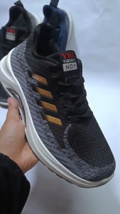 Sepatu Sneakers Pria Cowok Olahraga Sport Sekolah Hitam Putih Fashion Keren Shoes Import Kekinian 39 - 43