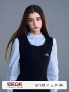 Romantic Escape Thames Morning Long Knitted Dress with Detachable Bow Tie College Style Womens Fashion Winter Cotton Dress