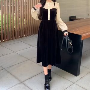 Đầm Nhung Xoè Dáng Dài Phối Hoạ Tiết Xinh Xắn - GK House 72 - Đầm Xoè Dáng Dài Đầm Nhung Phong Cách Tiểu Thư Sang Trọng